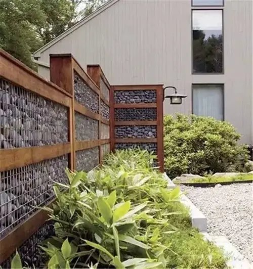 gaboin Privacy Fence
