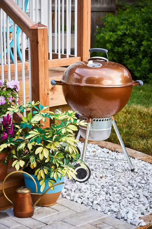 Add a Mini Barbeque Station with Plants