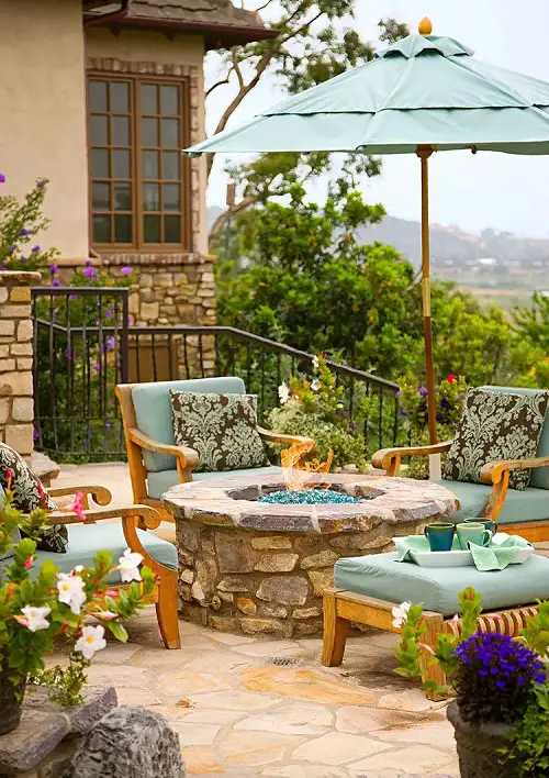 Budget Patio Ideas For Small Backyards Make a Firepit