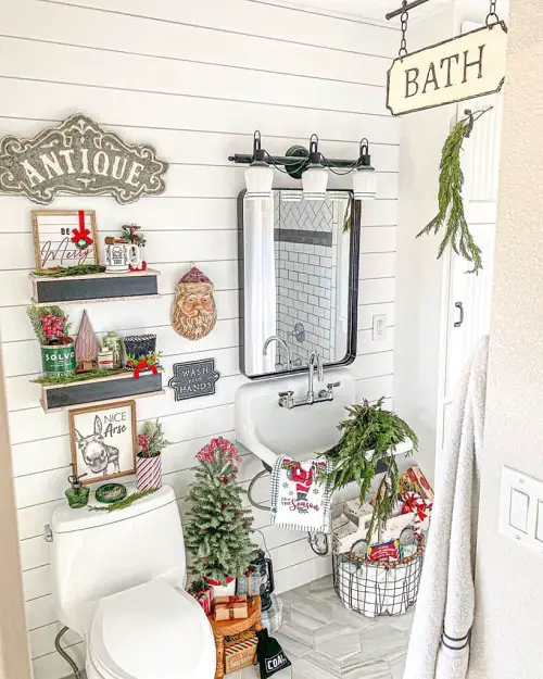 Christmassy Decor decor