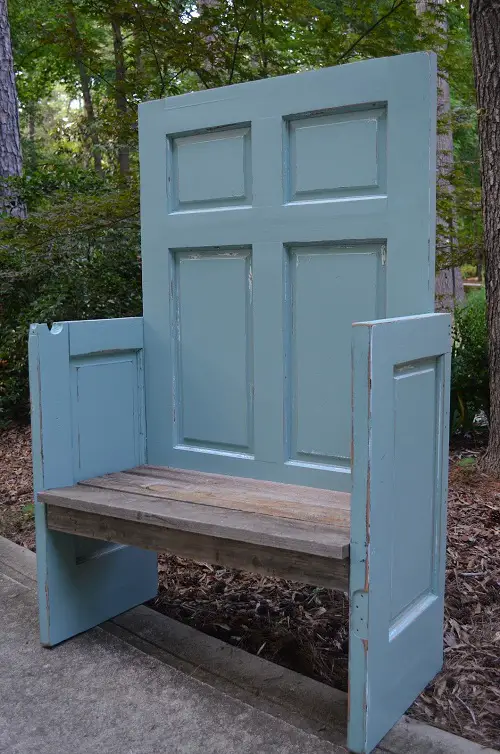 DIY Front Yard Garden Bench Ideas 4