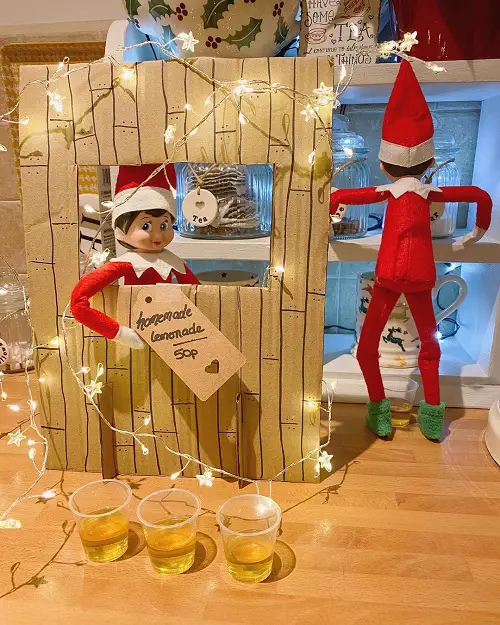 Elf on the Shelf Lemonade Stand
