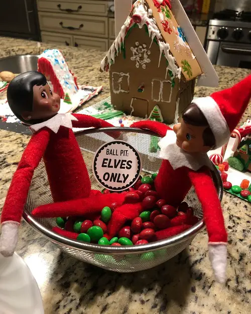 DIY Elf on the Shelf Ideas Elves on the Shelf with Candy Home