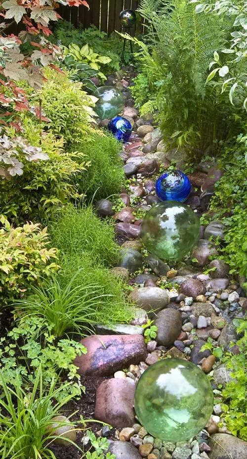 A Lit-Up Modern Creek
