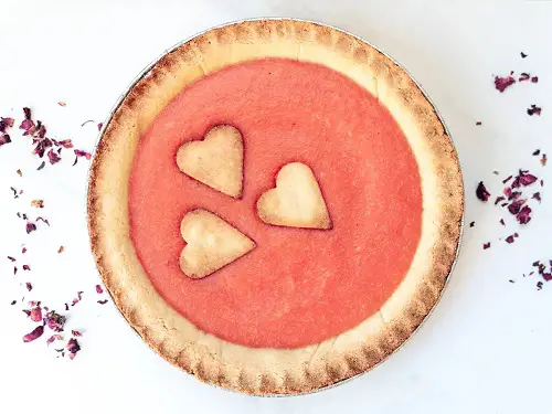 How to Cook With Pink Pineapple