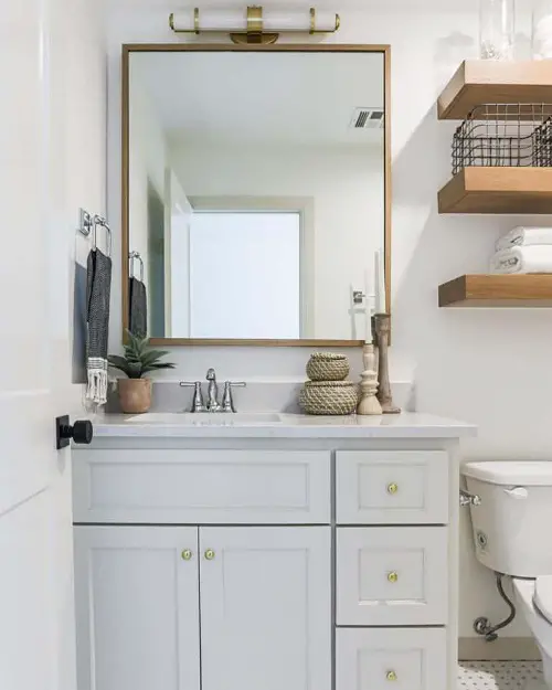  Make a Tiny Bathroom Look Bigger 