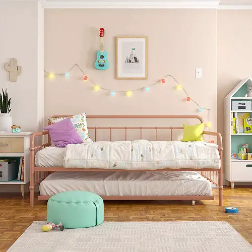 Rose color Daybed Ideas for Small Spaces