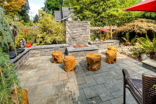 Fire Pit with Wooden Stump Patio Stools