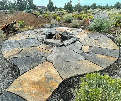 Round Flagstone Patio