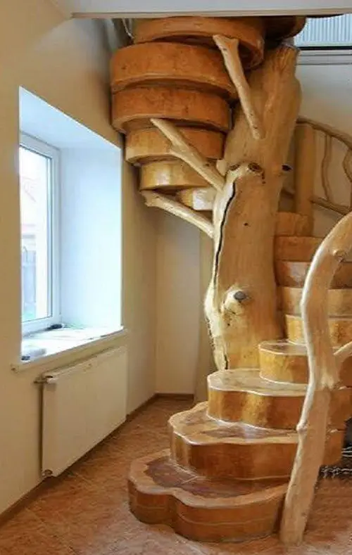Tree Trunk Staircase Ideas for Small Spaces