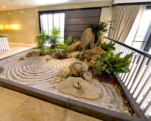 A Lush Indoor Zen Garden