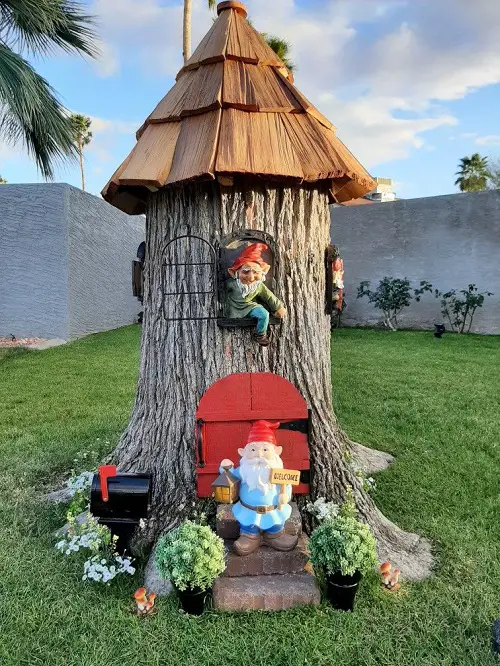 Great Ideas for Handmade Gnome Gardens 1