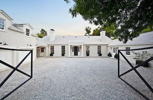 White Beauty gravel pathway