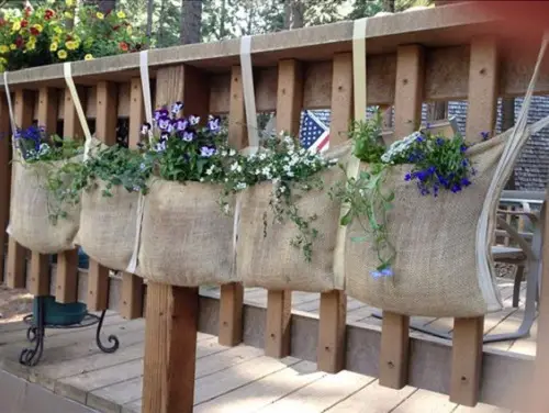 Cool Burlap Projects for the Garden