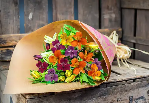 Wonderful Flowers for a First Date 