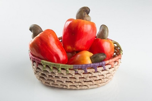 Benefits of Eating Cashew Fruit