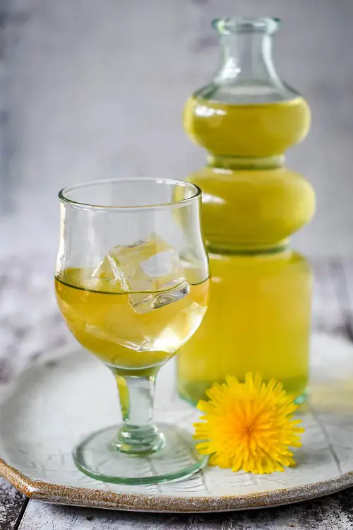 Edible Flowers for Cocktails