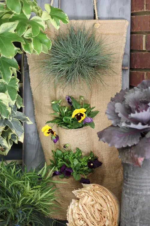 A Burlap Pouch for Flowers!