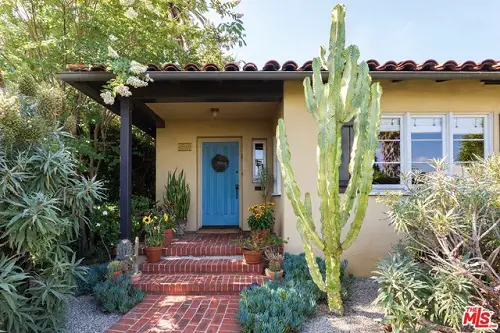 beautiful Entrance ideas for doorway