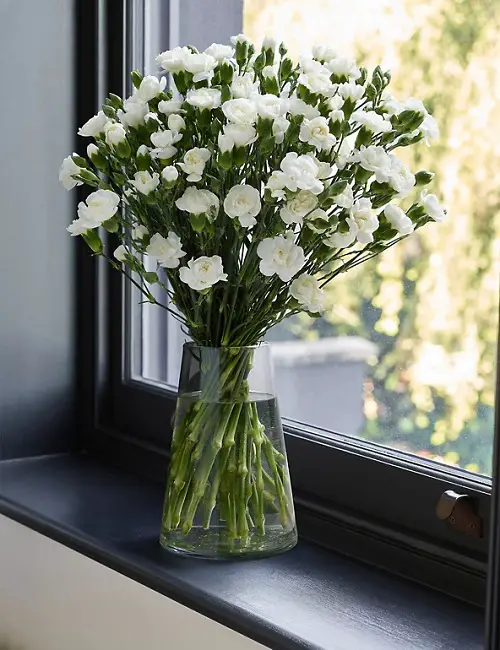 Amazing White Flowers For Funeral