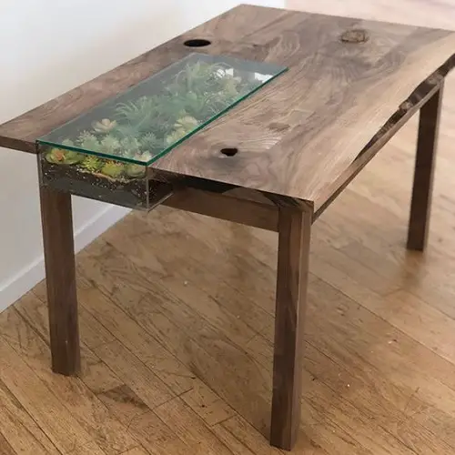 A Green Piece on Wood