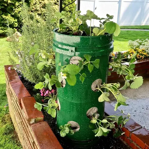 Narrow Plastic Drum Tower