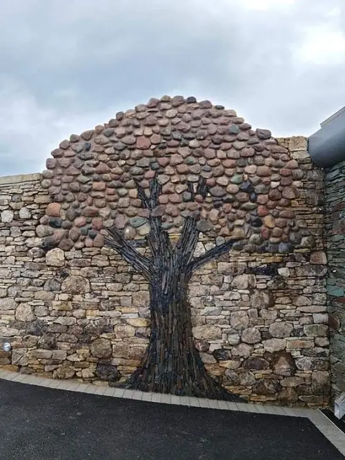 back yard Stone Wall Fence in Tree Shape