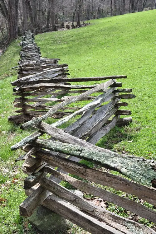 Split Rail Fence Rustic Ideas 3