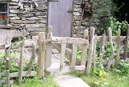Rustic Driftwood Fence Ideas 30