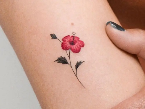 No-Outline Hibiscus tattoo