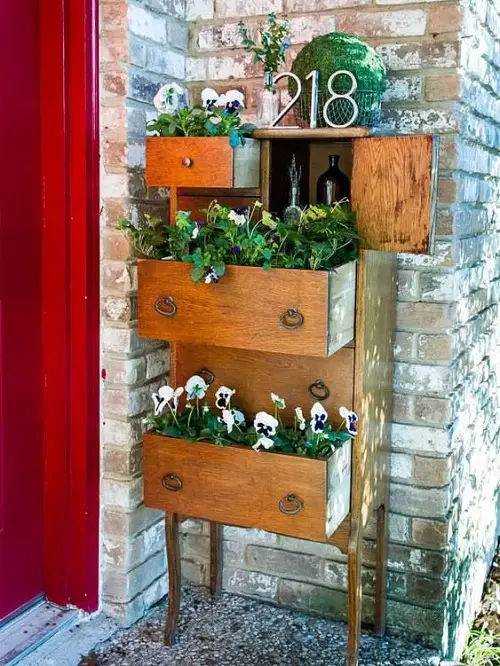 Ideas to Display Plants in Outdoor Pansy Planter from Vintage Drawer