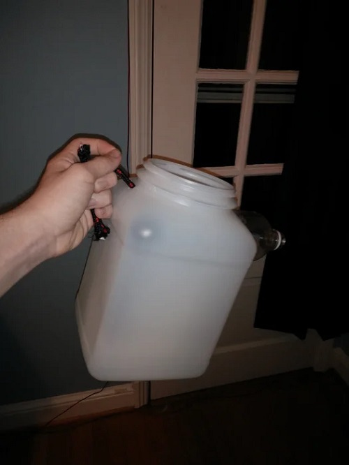 DIY Indoor Plant Watering Can 3