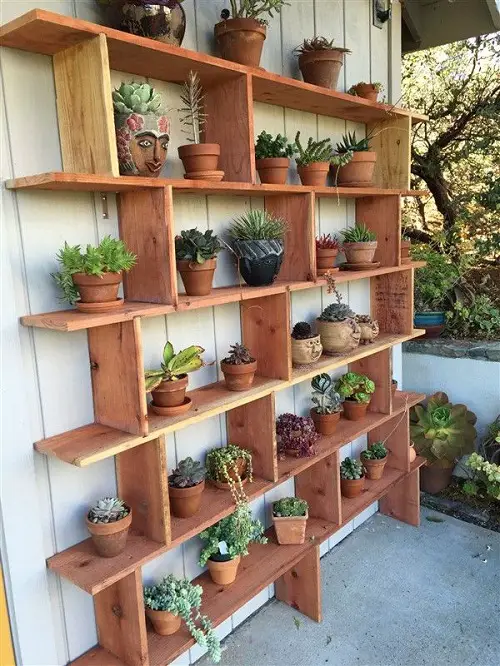 Plant Stand from Wooden Planks