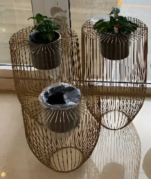DIY Metal Basket Plant Stand