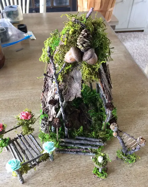 DIY Tabletop Twig and Moss Fairy Garden