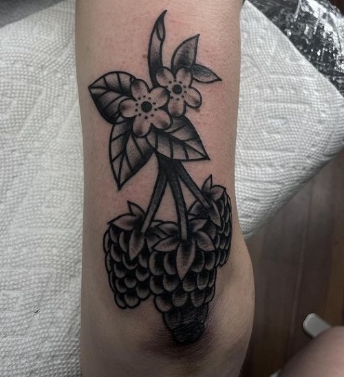 blackberry tattoo design ideas 2