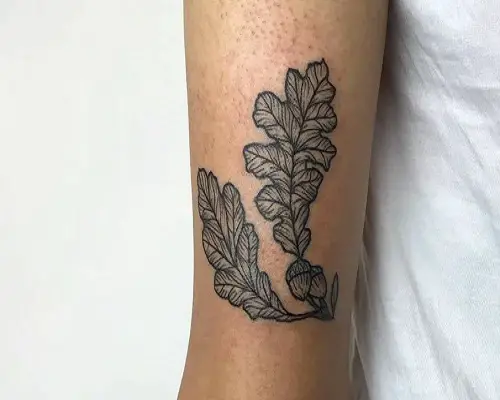 oak leaf tattoo ideas 7