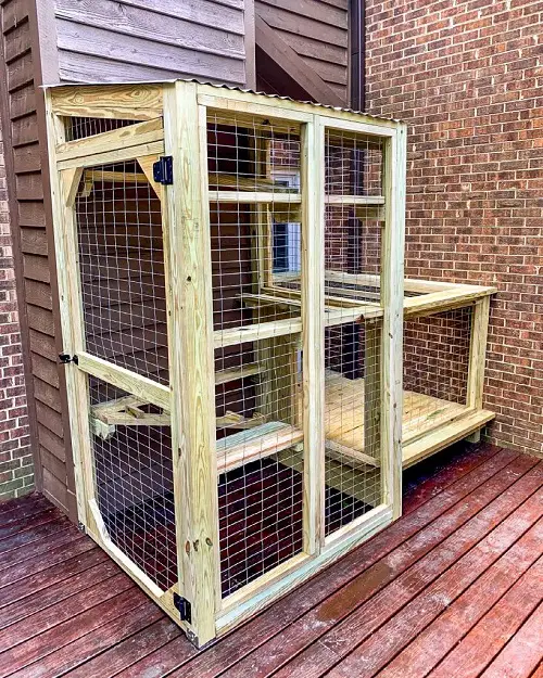 Awesome DIY Catio ideas 8