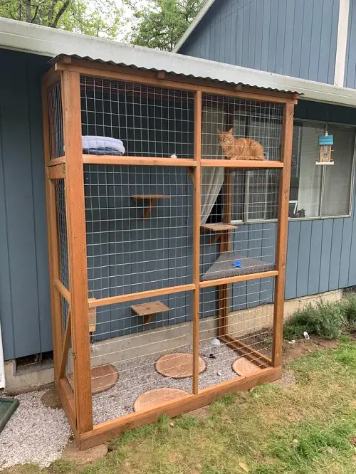 DIY Catio ideas for cats 5