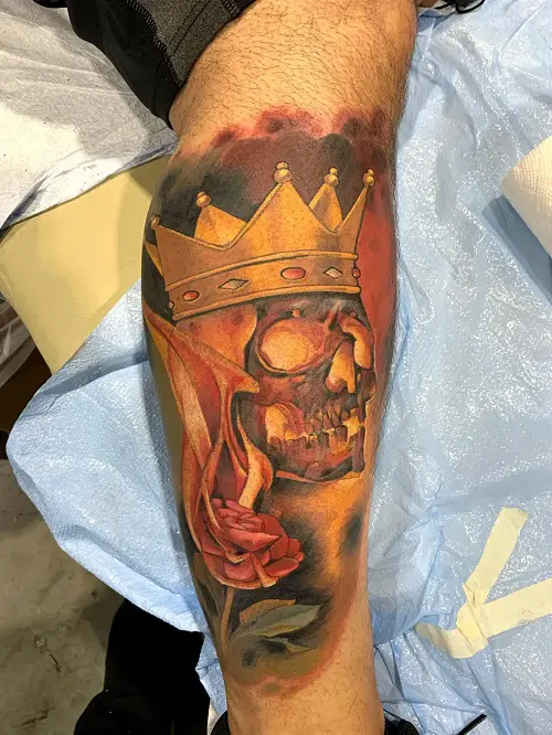 skull and red rose tattoo ideas 12
